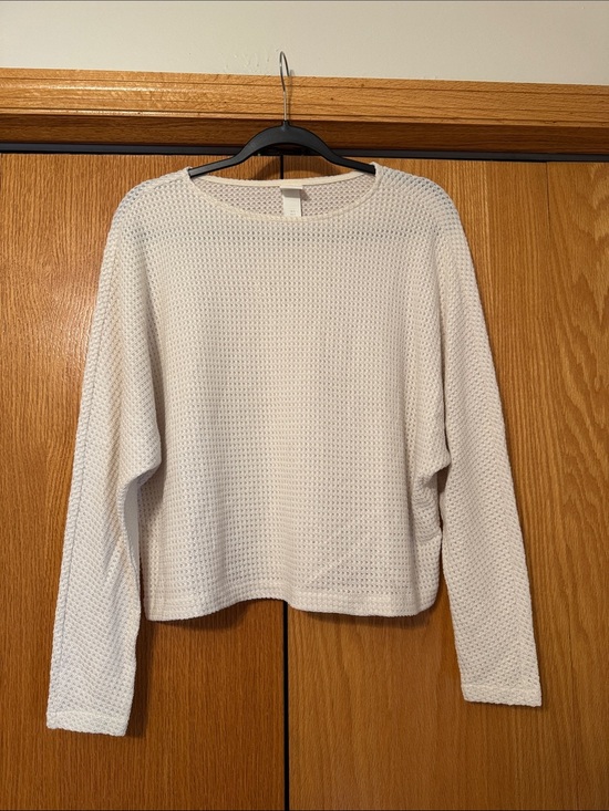 H&M Tops - H&M Cream Waffle Knit Long Sleeve Top